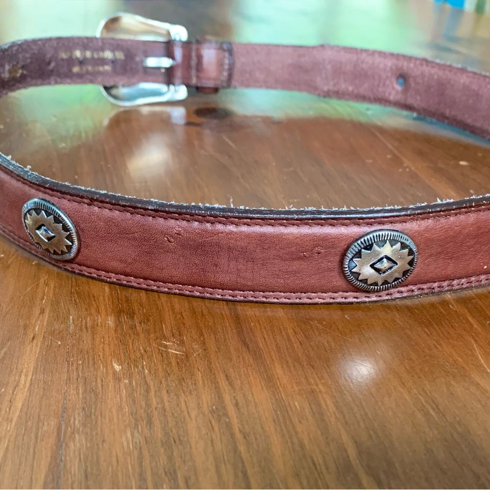 Western Style Brown Leather Belt with Silver toned detail, 32/80.